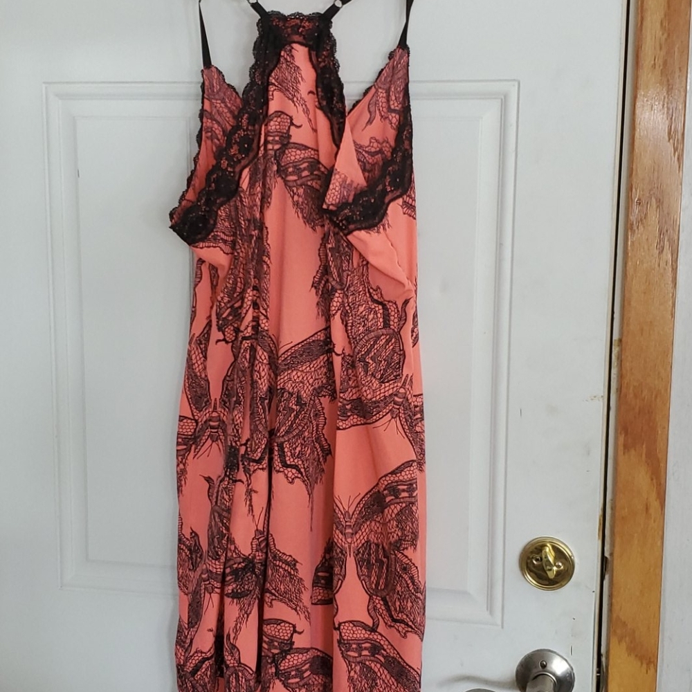 Sundress - Picture 4 of 5
